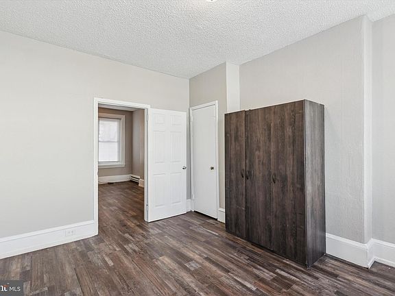 4th image of 326 E Airy St APT 1