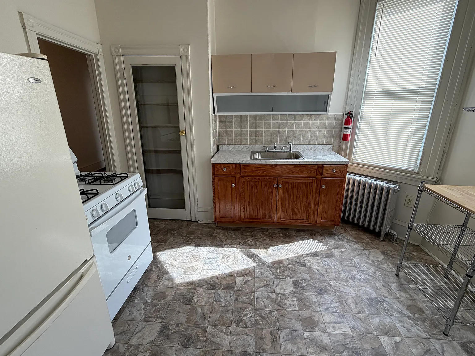 2 bed, $1,300 — Photo 3