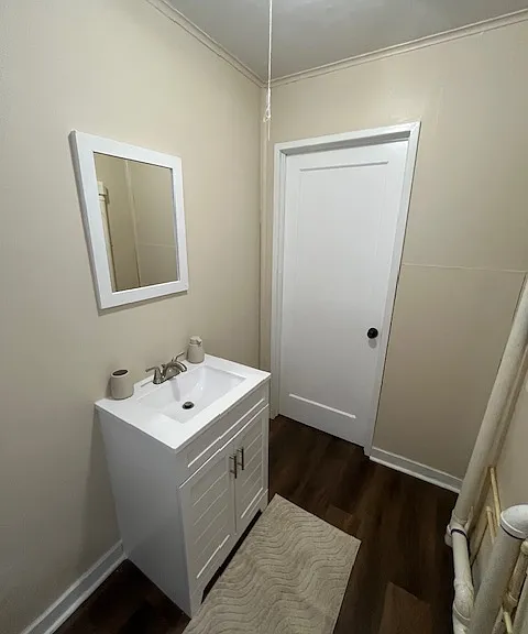 1/2 BATH
