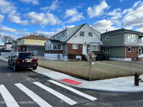 199 Evergreen Ave, Staten Island, NY 10305