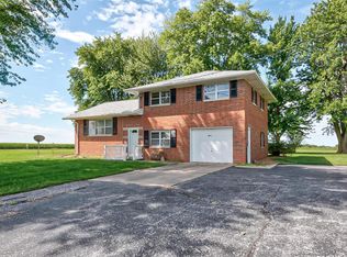 9603 Dressel Shoene Rd, Trenton, IL 62293