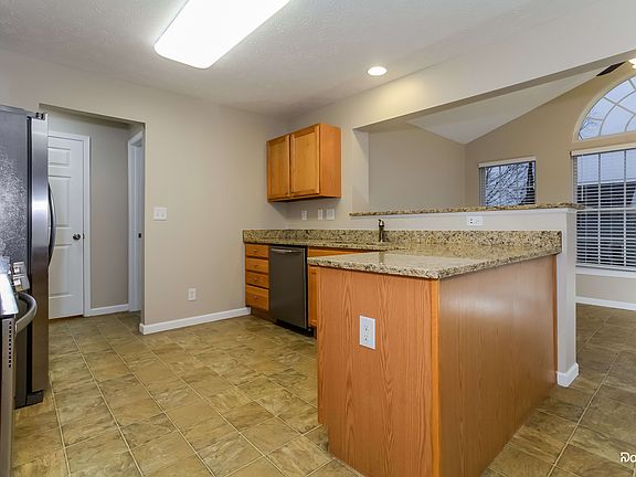 4th image of 5257 Appaloosa Cir