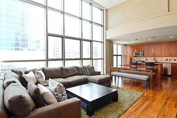 3rd image of 150 W Superior St #1102