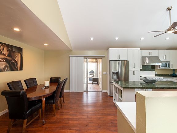 3rd image of 4420 Laurel St #0