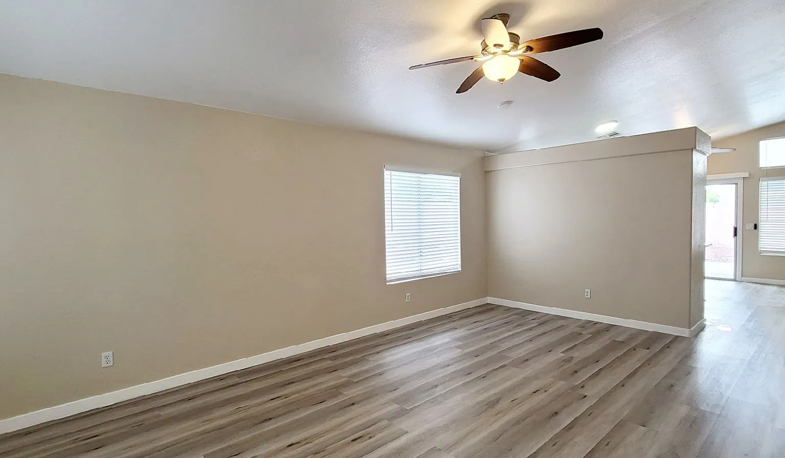 19 Rue De Parc- 3 Bedroom, 2 Bathroom, 1302 SQFT — Photo 3