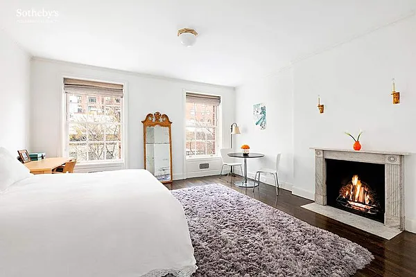 Sold by Sotheby's International Realty | media 12