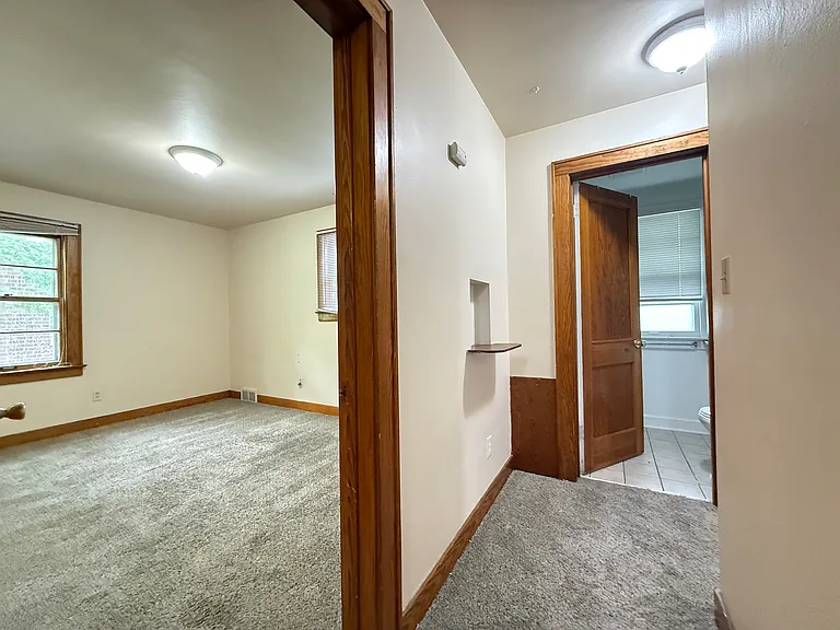 1514 Golden Ave #2 — Photo 8