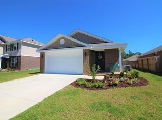 6444 Churchill Cir, Bagdad, FL 32583