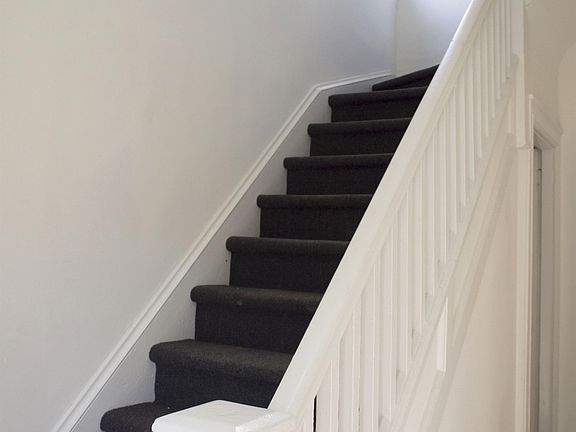 3rd image of 173 Mallory Ave Floor 1