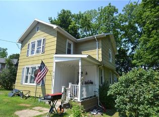 4123 Lake Rd, Williamson, NY 14589