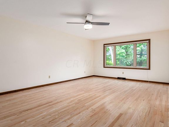 5th image of 180 Greenglade Ave
