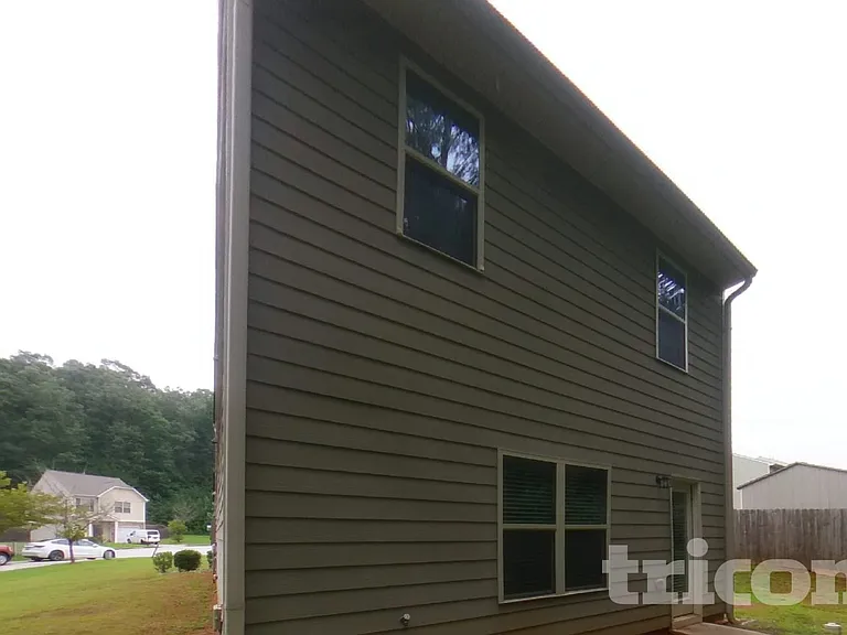 3272 Lowland Dr — Photo 16