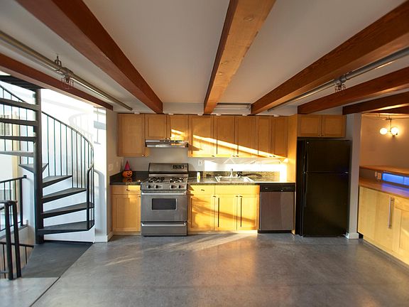 2nd image of 701 Pennsylvania Ave APT 103