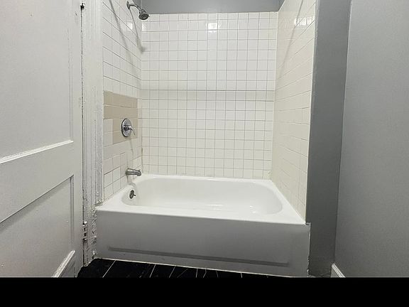 4th image of 37 Shepard Ave #8A