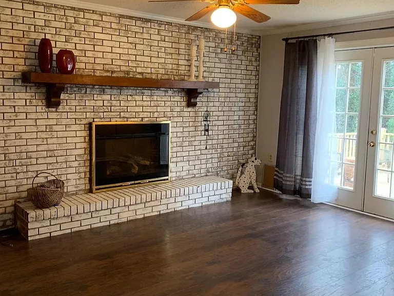 3321 Huntleigh Dr — Photo 4