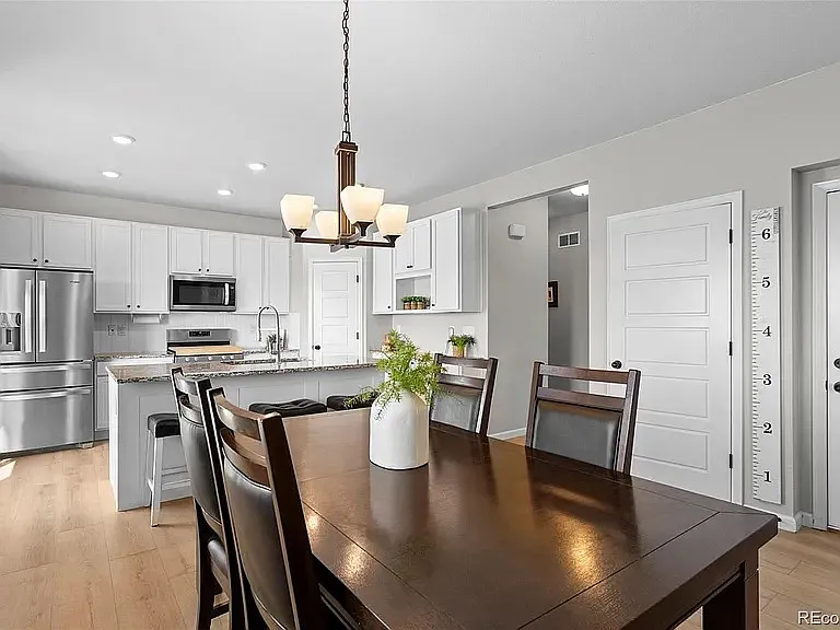 42835 Hawktree Cir — Photo 12