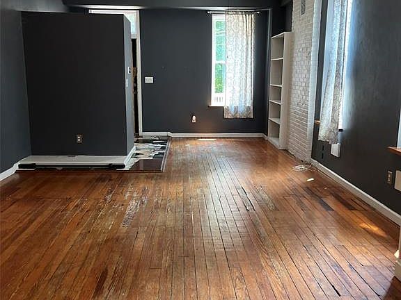 5th image of 2865 Lemp Ave #R