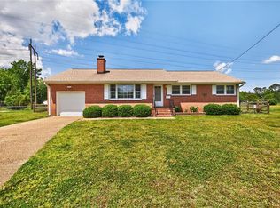7 Vera Cir, Newport News, VA 23601