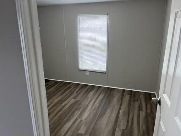 5th image of 2850 New Tampa Hwy #12