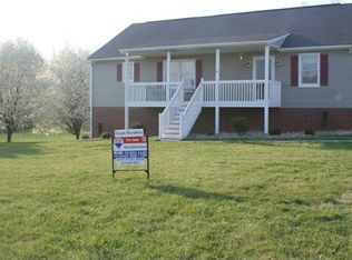 1324 Twin Springs Ct, Forest, VA