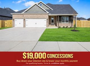 2116 Silk St, Pea Ridge, AR 72751