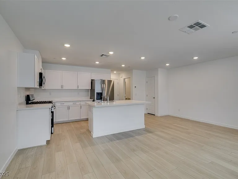 945 Jigglypuff Pl — Photo 17