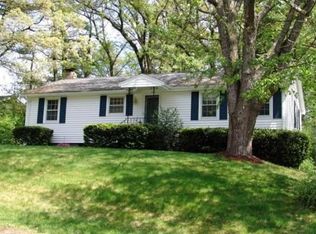 31 Carey Ave, Burlington, MA 01803