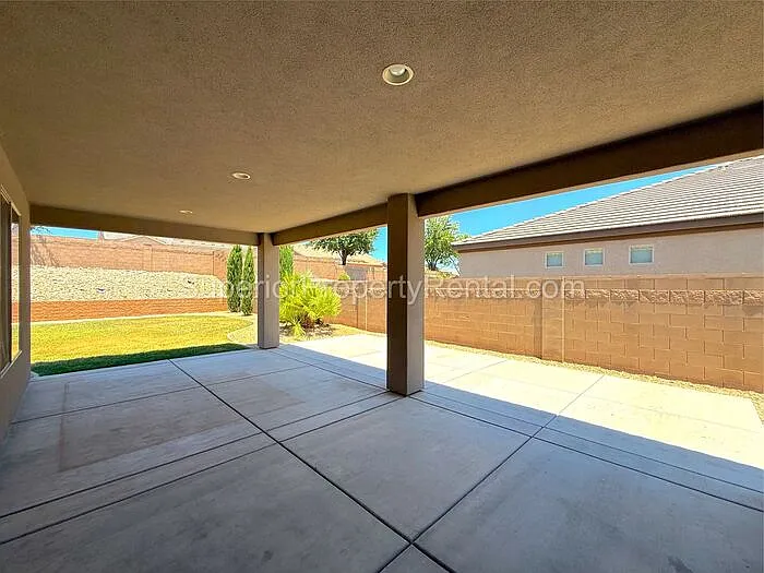 2701 E Upper Canyon Dr — Photo 20