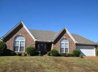 127 Fawn Ridge Dr, Jackson, TN 38305
