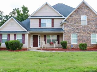 256 Millstone Dr, Hampton, GA 30228