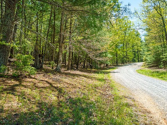 4th image of 35 Spring Camp Rd