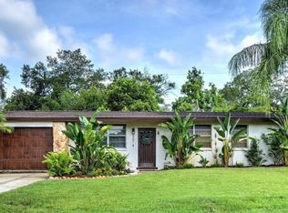 901 Briarwood Ave, Tampa, FL 33613