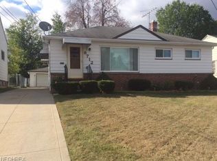 9712 David Rd, Garfield Heights, OH 44125