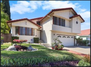 1 Skyline Ln, Pomona, CA 91766