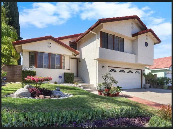 1 Skyline Ln, Pomona, CA 91766