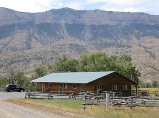 33 Streamside Dr, Cody, WY 82414