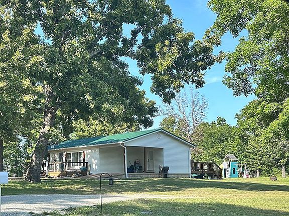 2nd image of 237 Apaloosa St