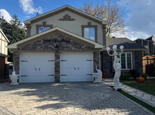 2910 Oka Rd, Mississauga, ON L5N1W9