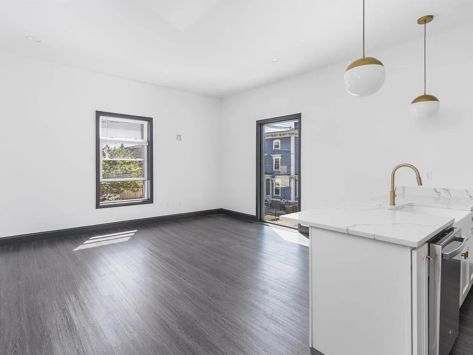 125 Tobey St — Photo 4