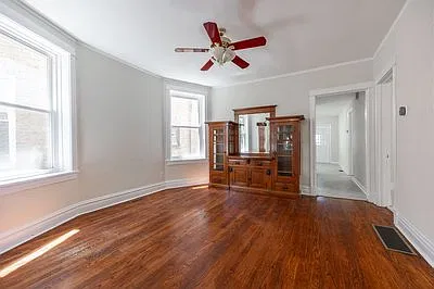 2112 N Avers Ave #1 — Photo 6
