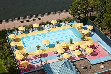 Rented by Manhattan Park