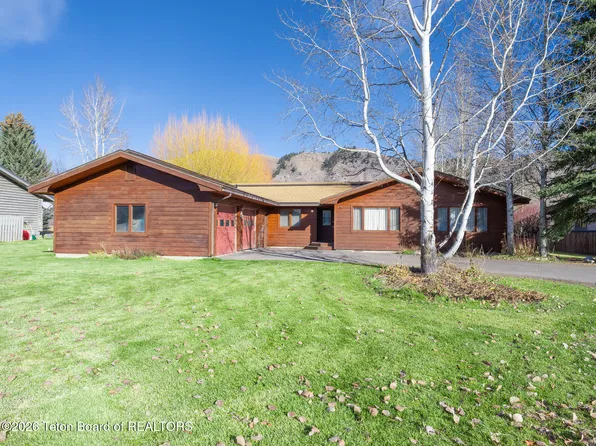 3220 S Double Tree Dr, Jackson, WY 83001