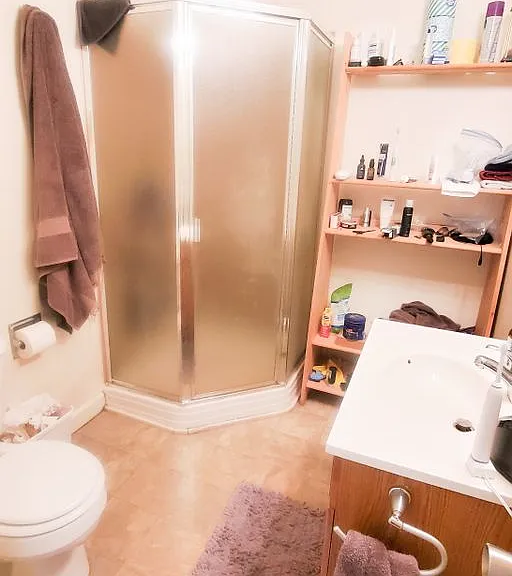 315 E Laurel St — Photo 11