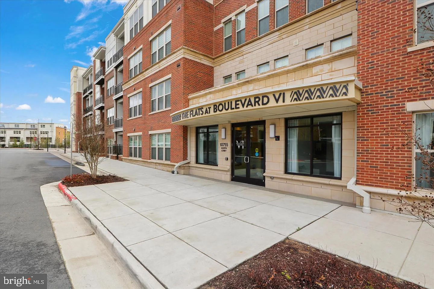 10755 Fairgrounds Dr — Photo 4
