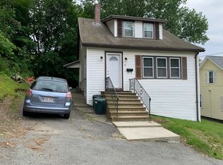 28 Kendig St, Worcester, MA 01610