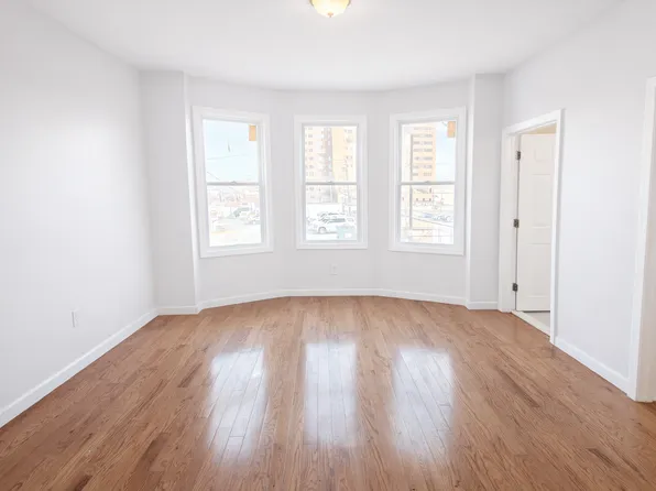 85 Littleton Ave #2, Newark, NJ 07107
