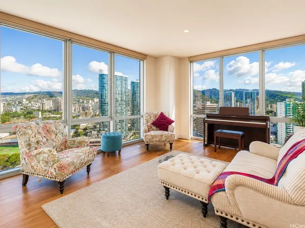 1189 Waimanu St APT 2806, Honolulu, HI 96814