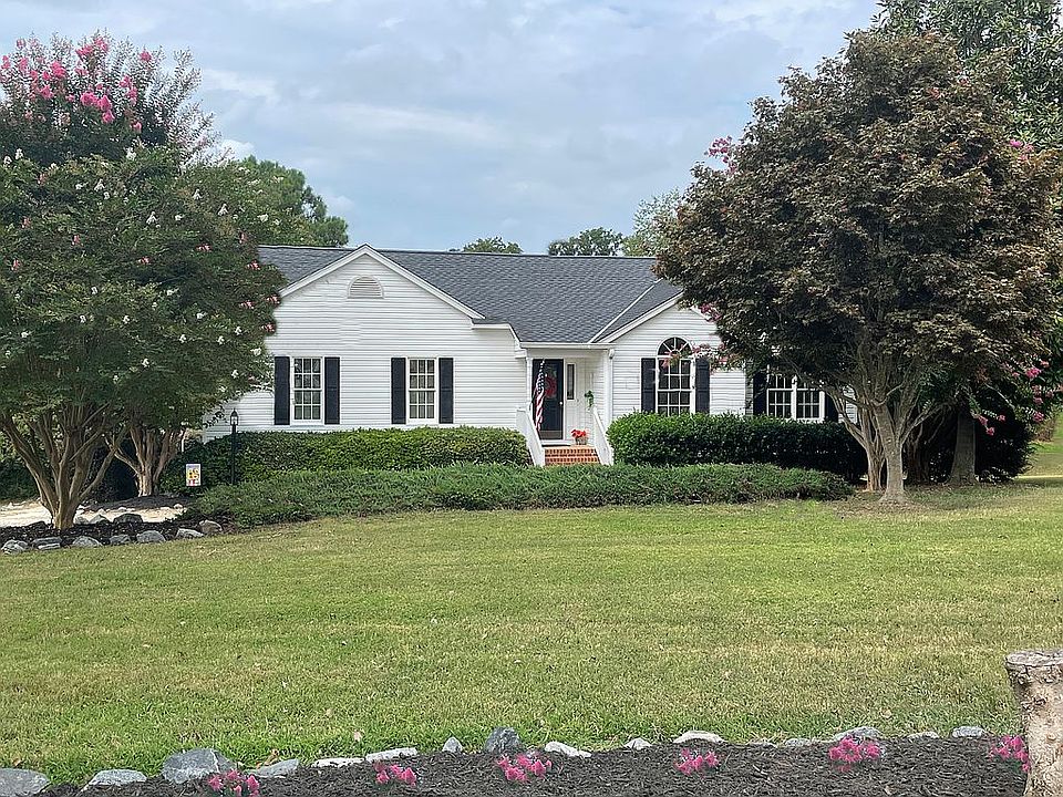 557 Mollys Way, Saluda, VA 23149 Zillow