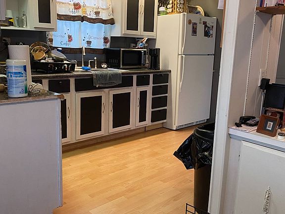 3rd image of 2580 SE 1st Ave #10