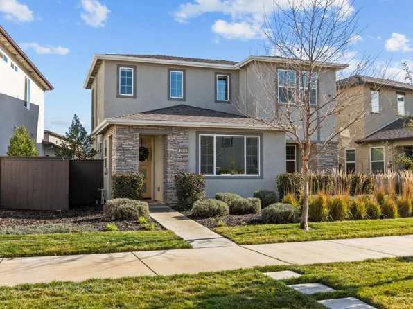 2908 Edgeview Dr, Sacramento, CA 95833